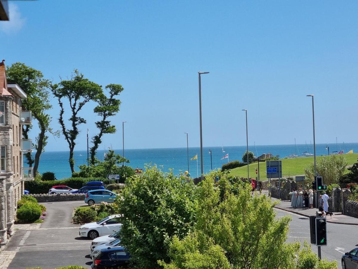 Hightide - 2 Bed With Parking, Balcony & Sea View. Daire Swanage Dış mekan fotoğraf