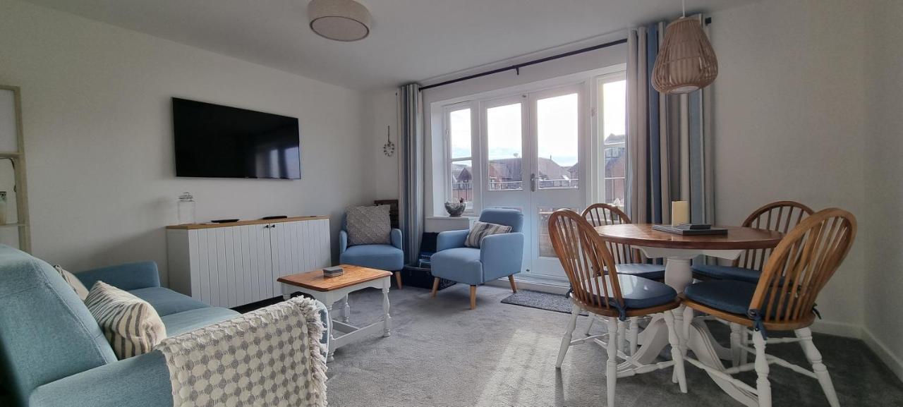 Hightide - 2 Bed With Parking, Balcony & Sea View. Daire Swanage Dış mekan fotoğraf