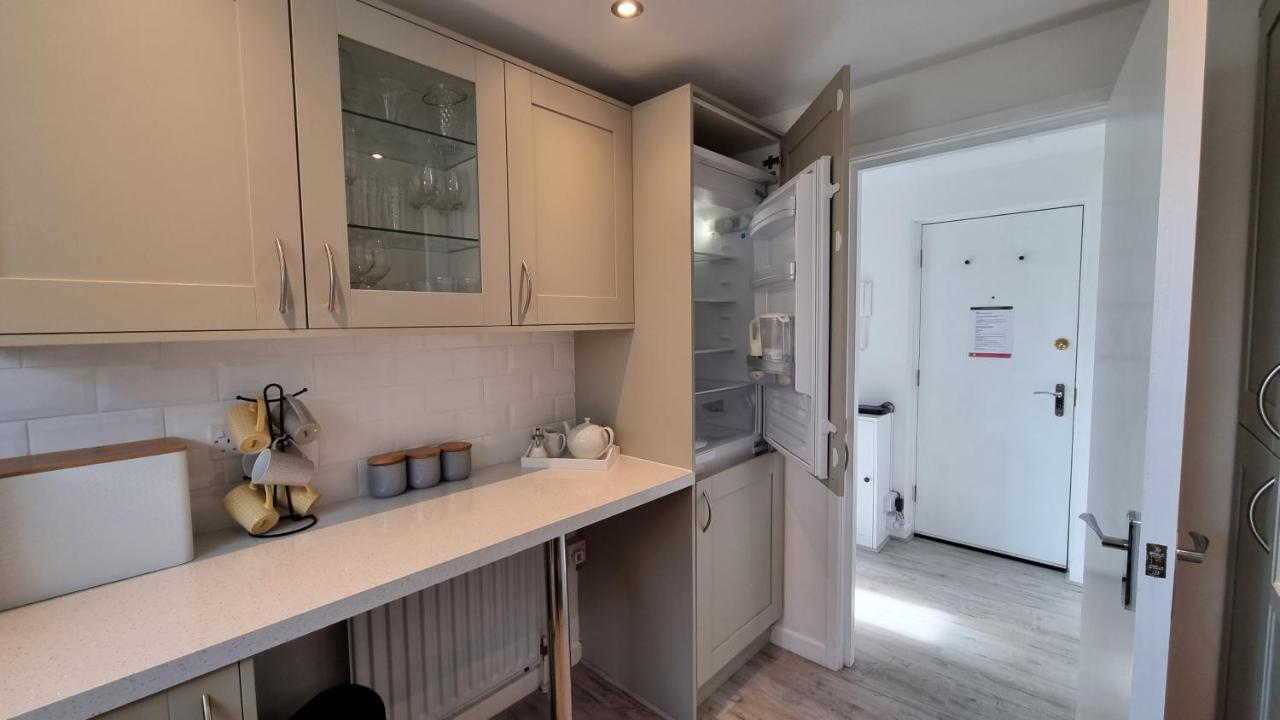 Hightide - 2 Bed With Parking, Balcony & Sea View. Daire Swanage Dış mekan fotoğraf