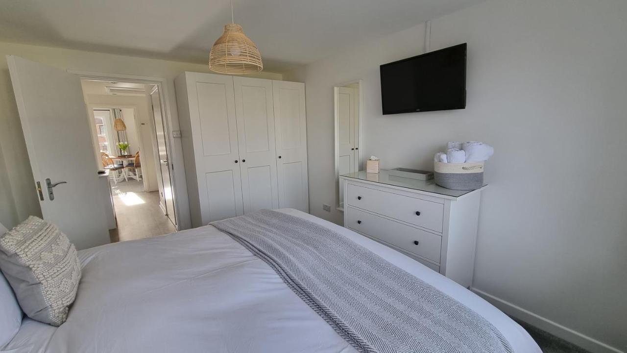Hightide - 2 Bed With Parking, Balcony & Sea View. Daire Swanage Dış mekan fotoğraf