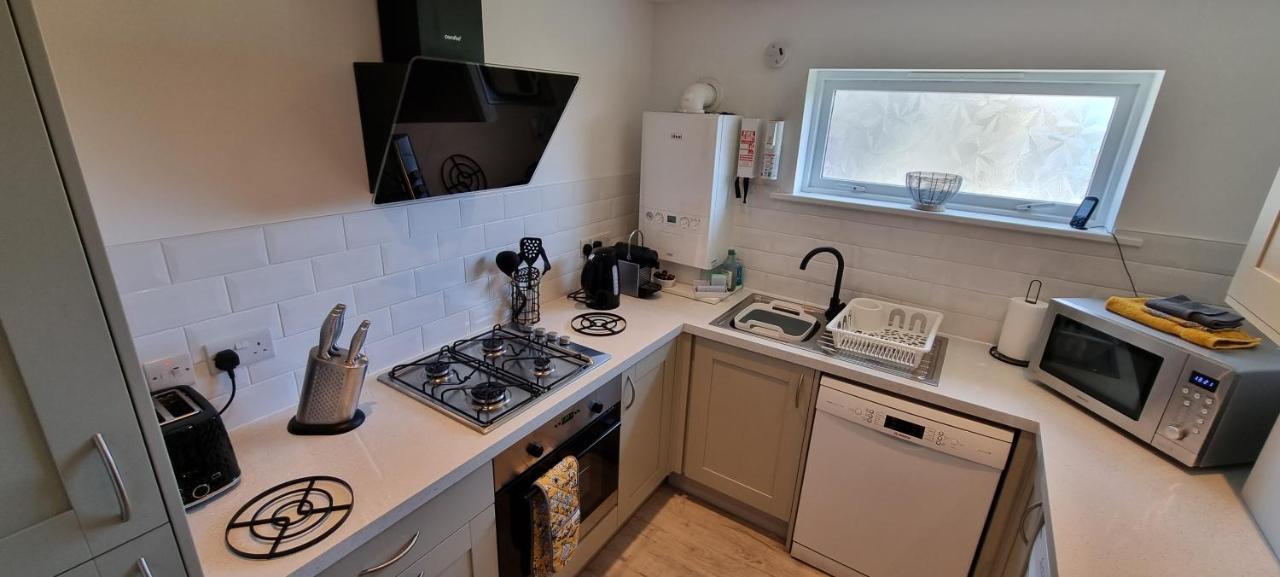 Hightide - 2 Bed With Parking, Balcony & Sea View. Daire Swanage Dış mekan fotoğraf